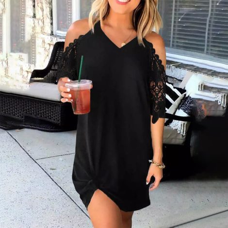 Women's Lace Patchwork Cold-shoulder V-neck Solid Color Dress