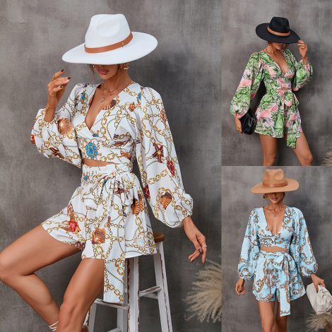 Autumn Flowers Long Sleeve Shorts V-neck Jumpsuit