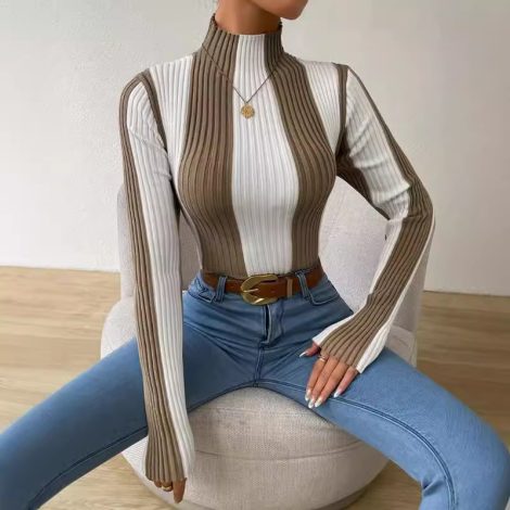 Women's Spring And Autumn Classic Black And White Contrast Color Vertical Pattern Sweater