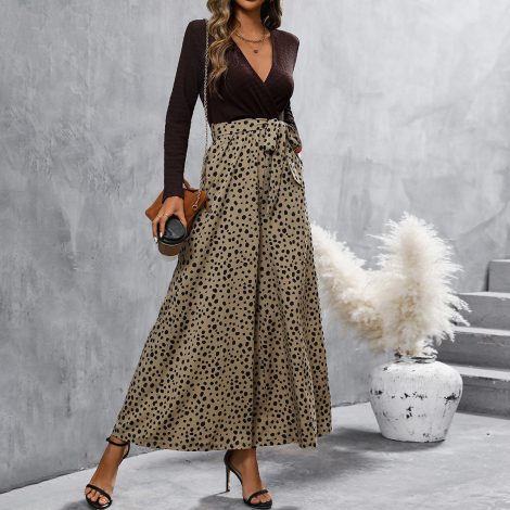 Elegant Women's One-piece Elegant Long-sleeved V-neck Top Wide-leg Pants